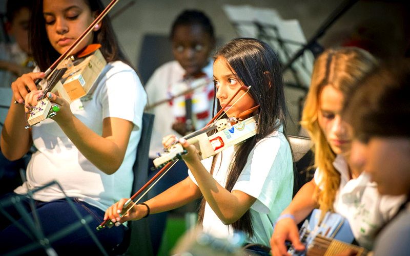 Ecoembes recibe opiniones positivas por la última acción de "La música del reciclaje"